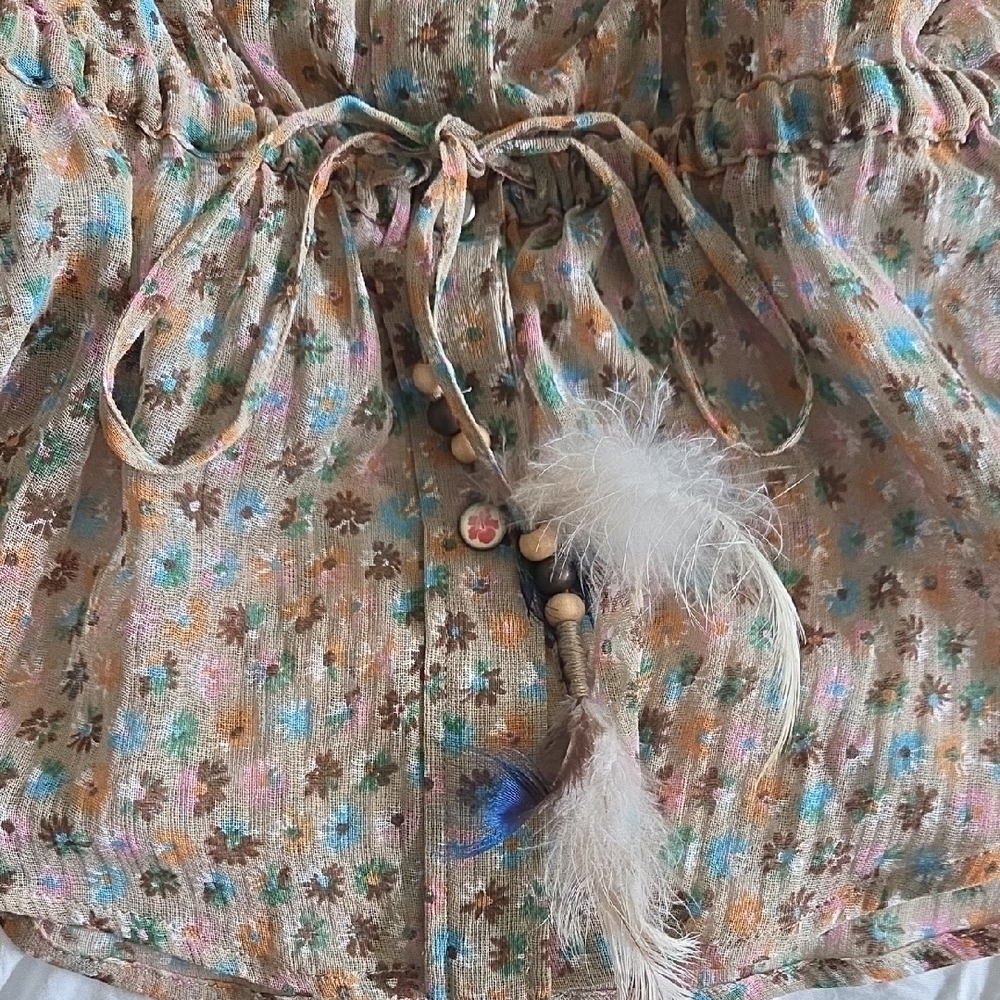 D&G Beige Patterned Button-Up Top - Picture 2 of 6